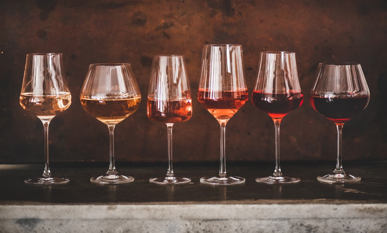 razlicite case vina namjenjene vinima